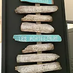 Esmeralda Avec 2 En Meuble 3 Etoiles Rochefort (Charente-Maritime)