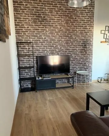 Esmeralda Avec 2 En Meuble 3 Etoiles דירה